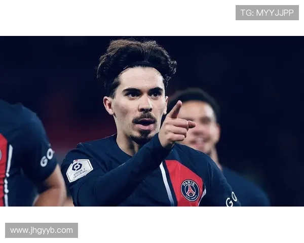 维蒂尼亚本赛季为球队贡献稳定表现，中场作用持续提升