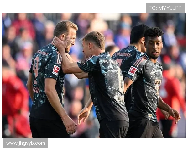 厄德高与穆西亚拉：技术型中场的风格差异解析